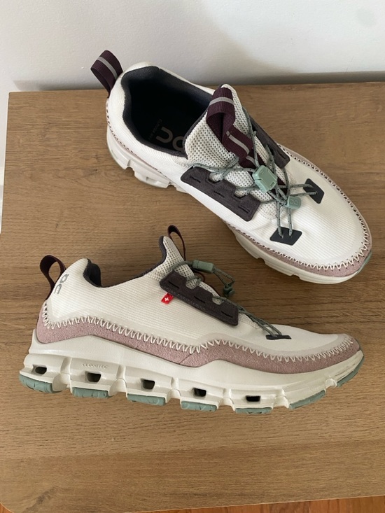 On Running Cloudaway Ice Moss size 8